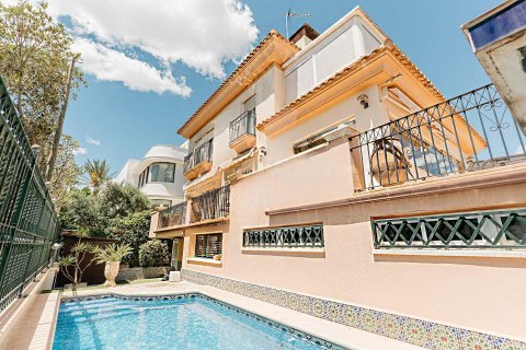 Huvila Alicante, Espanja 5 makuuhuonetta, 326 m2 No. 181226