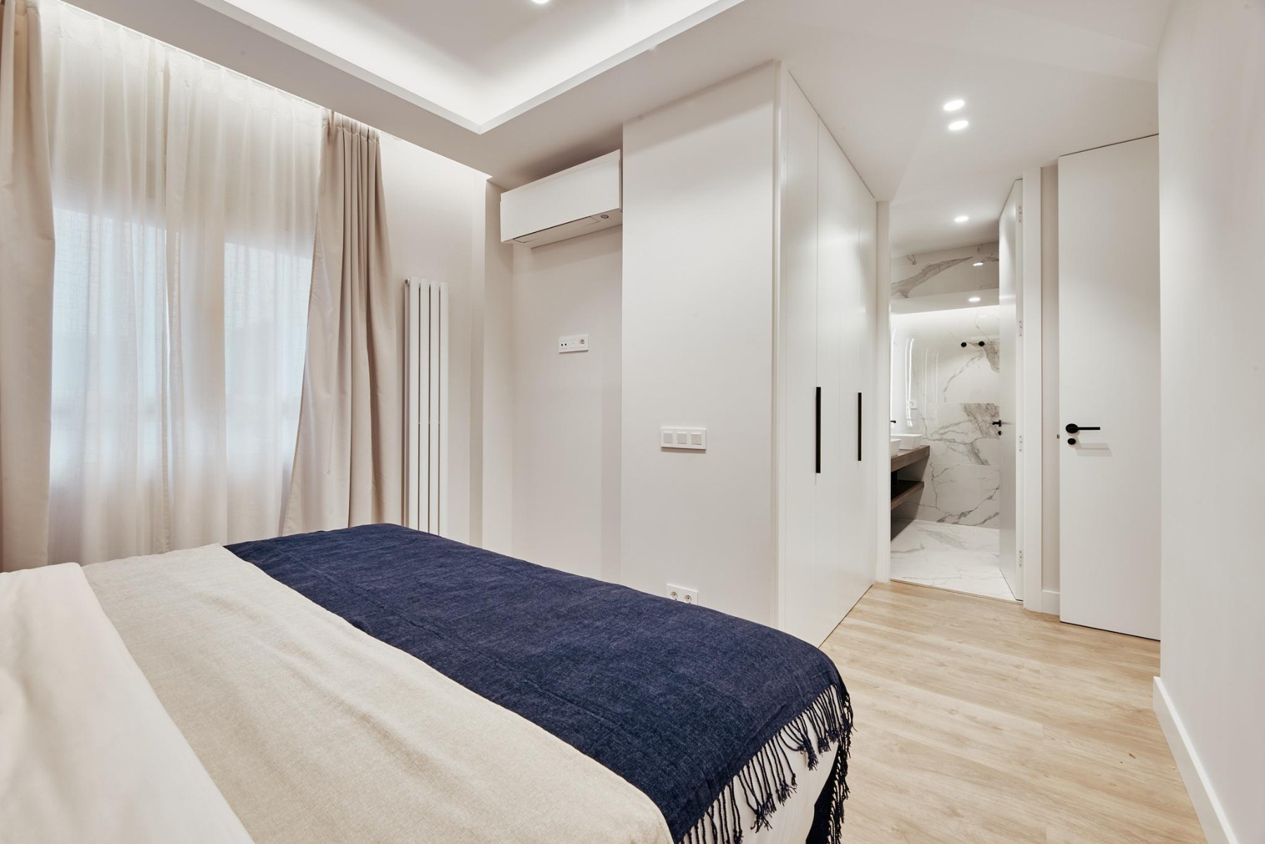 Villa à Madrid, Espagne 3 chambres, 127 m2 No. 179891