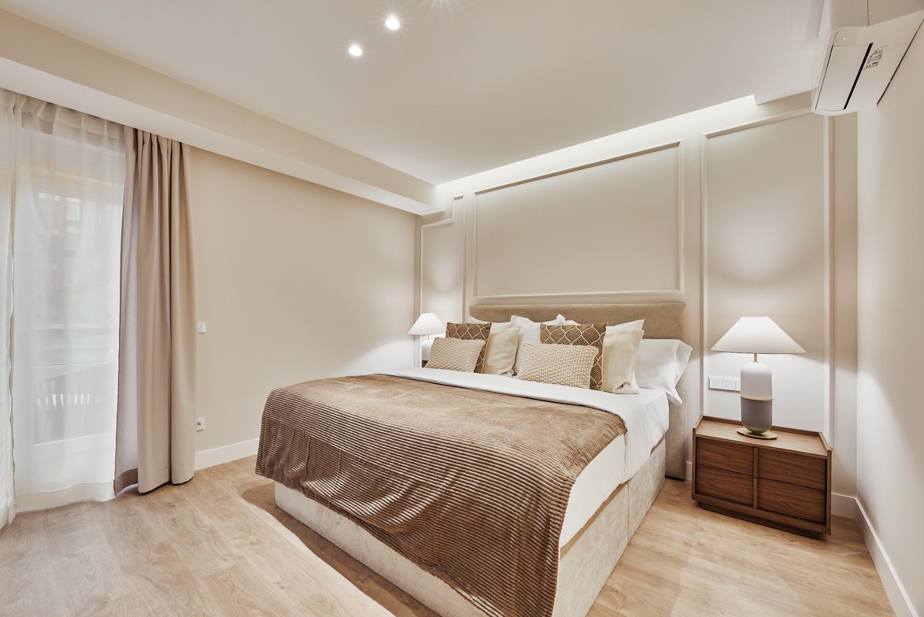 Villa à Madrid, Espagne 4 chambres, 155 m2 No. 179894