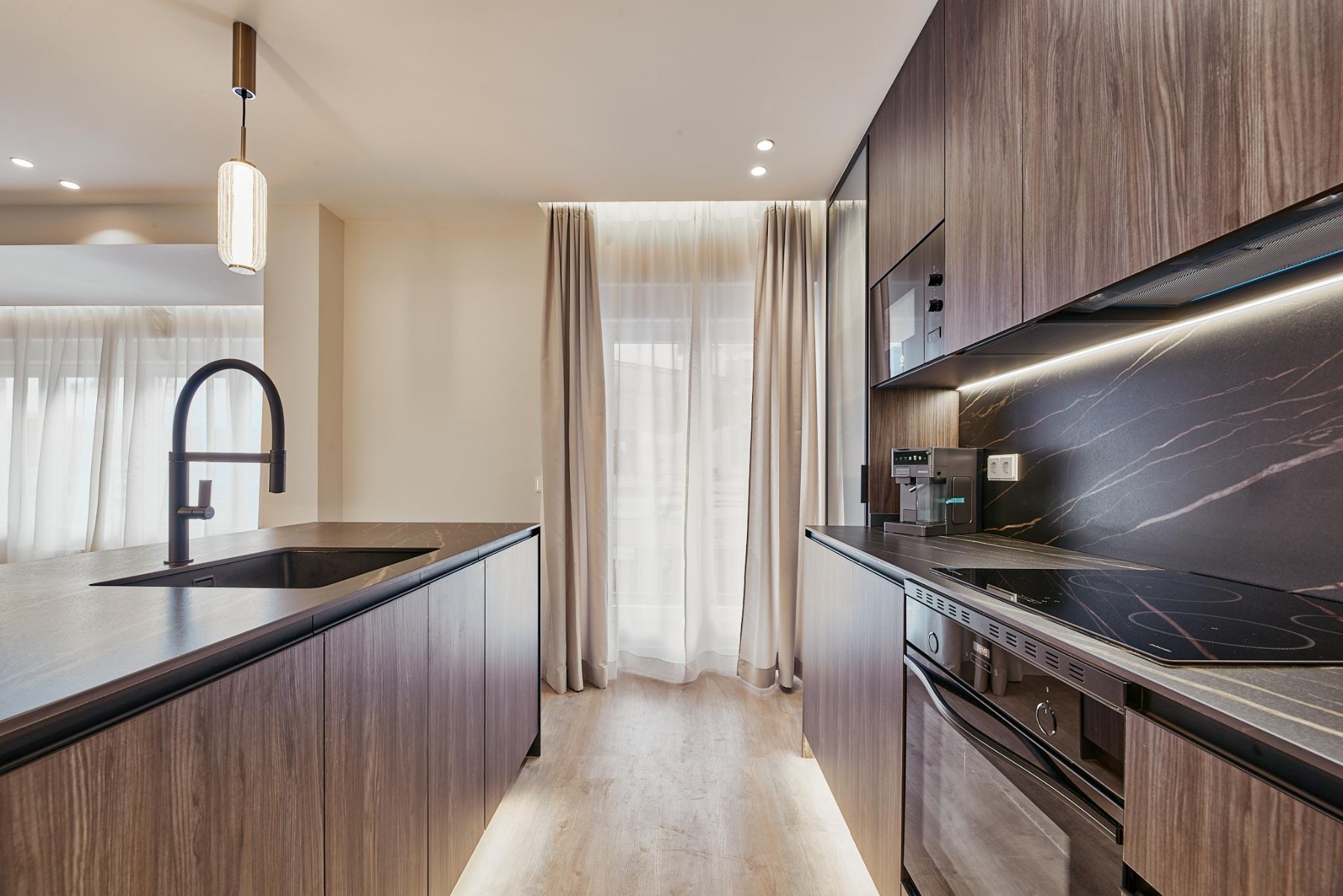 Villa à Madrid, Espagne 4 chambres, 155 m2 No. 179894