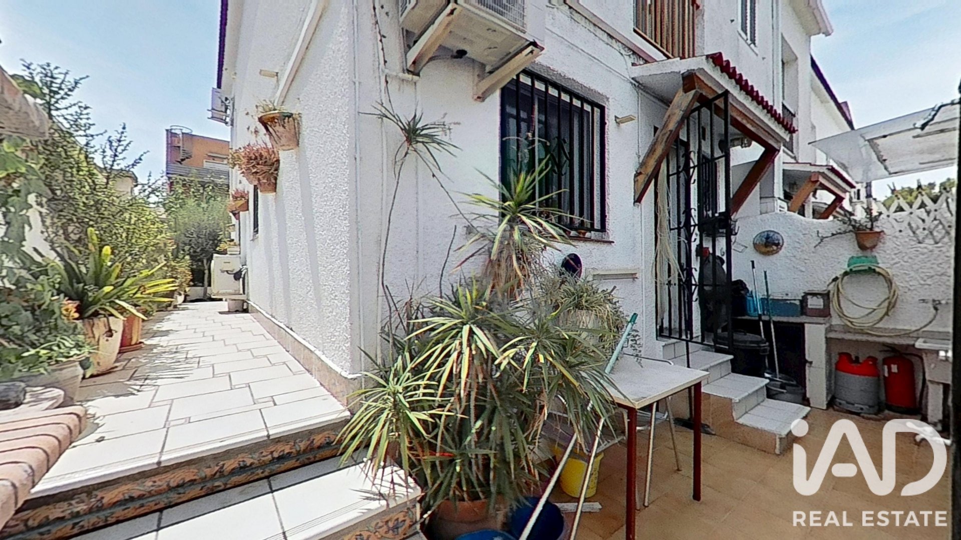 Villetta a schiera a Cunit, Tarragona, Spagna 3 camere da letto, 139 mq. N° 192113
