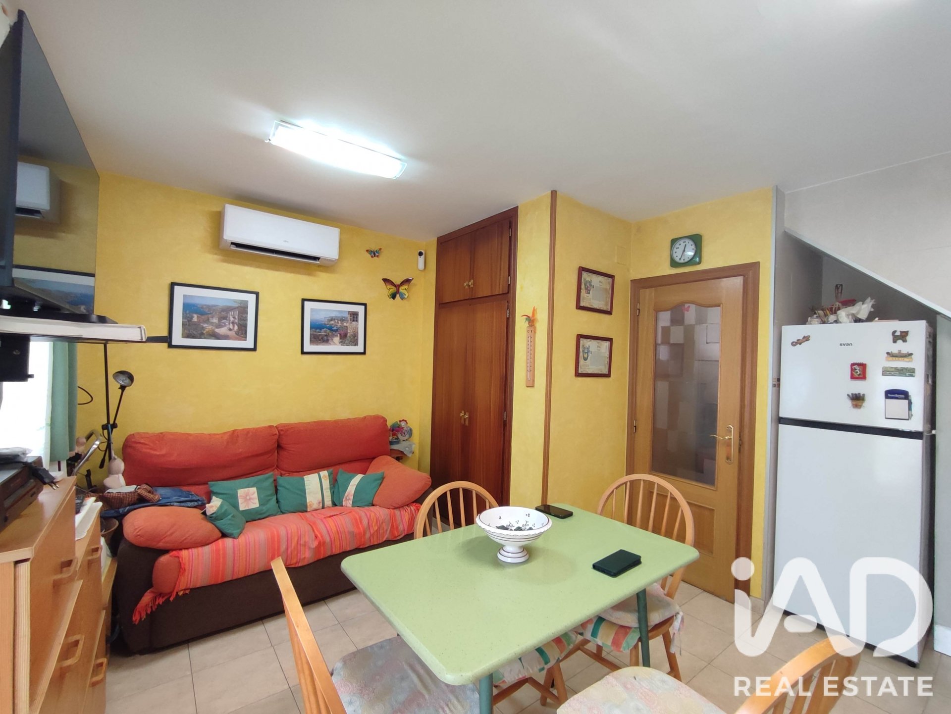 Villetta a schiera a Cunit, Tarragona, Spagna 3 camere da letto, 139 mq. N° 192113