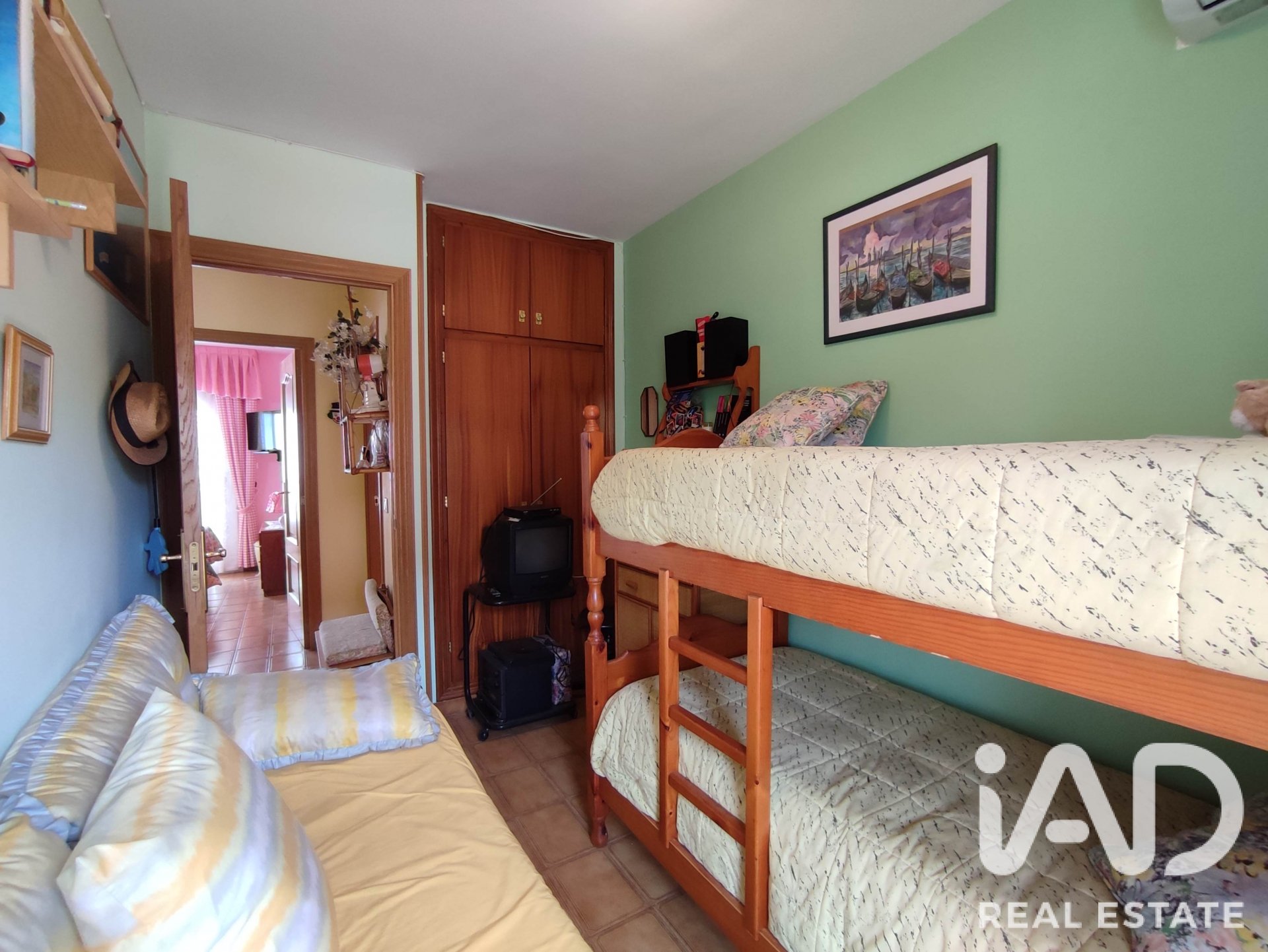 Villetta a schiera a Cunit, Tarragona, Spagna 3 camere da letto, 139 mq. N° 192113