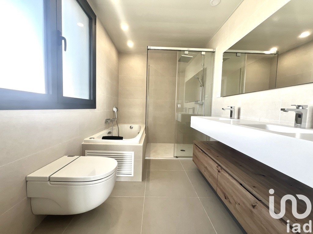 Hus i Sant Andreu de Llavaneres, Barcelona, Spanien 5 sovrum, 700 kvm. Nr. 153921