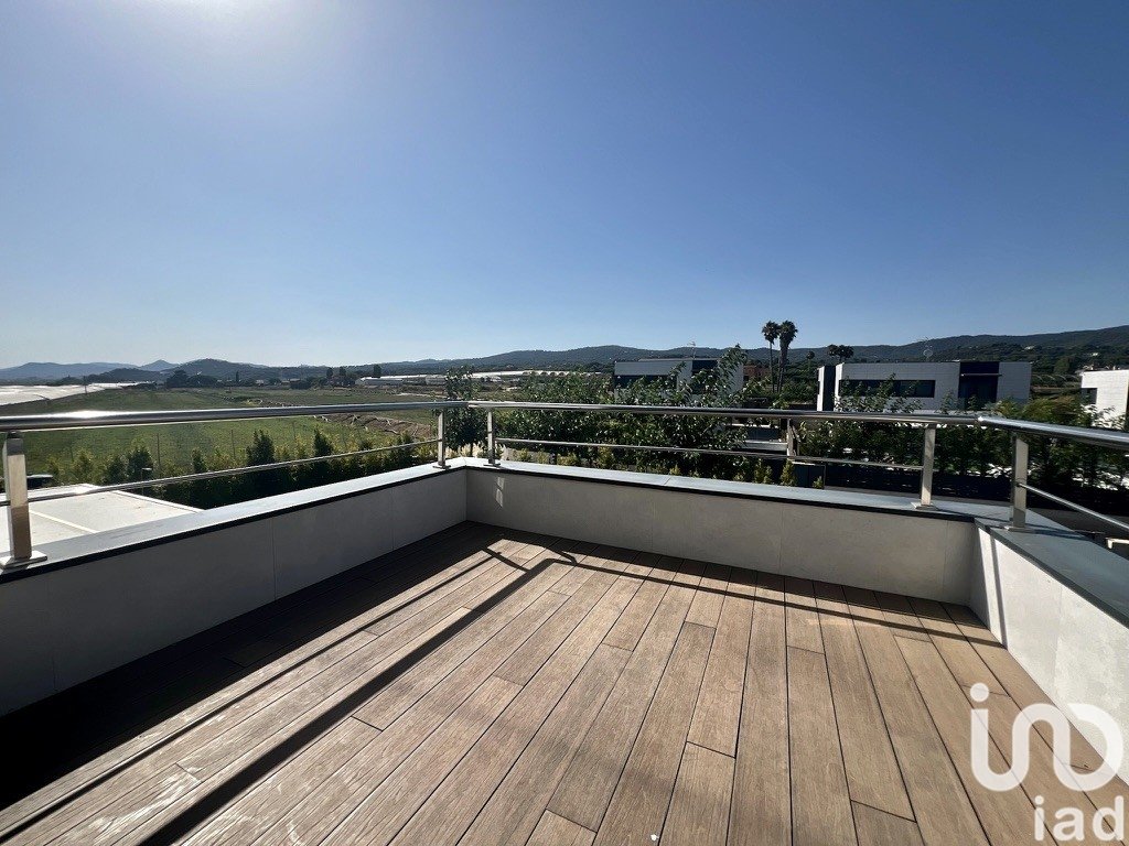 Hus i Sant Andreu de Llavaneres, Barcelona, Spanien 5 sovrum, 700 kvm. Nr. 153921