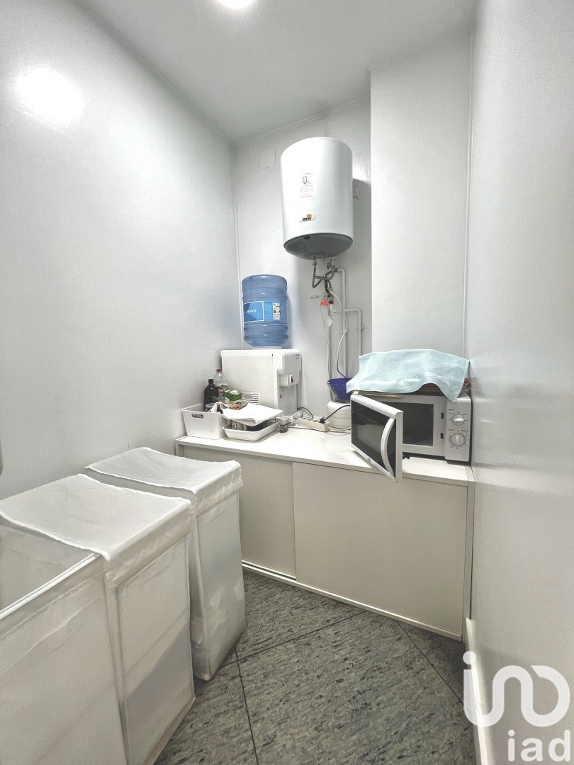 Commercial property in Barcelona, Spain 1 bedroom, 184 sq.m. No. 153922