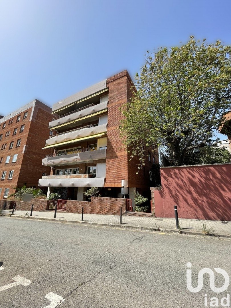Commercial property in Barcelona, Spain 1 bedroom, 184 sq.m. No. 153922