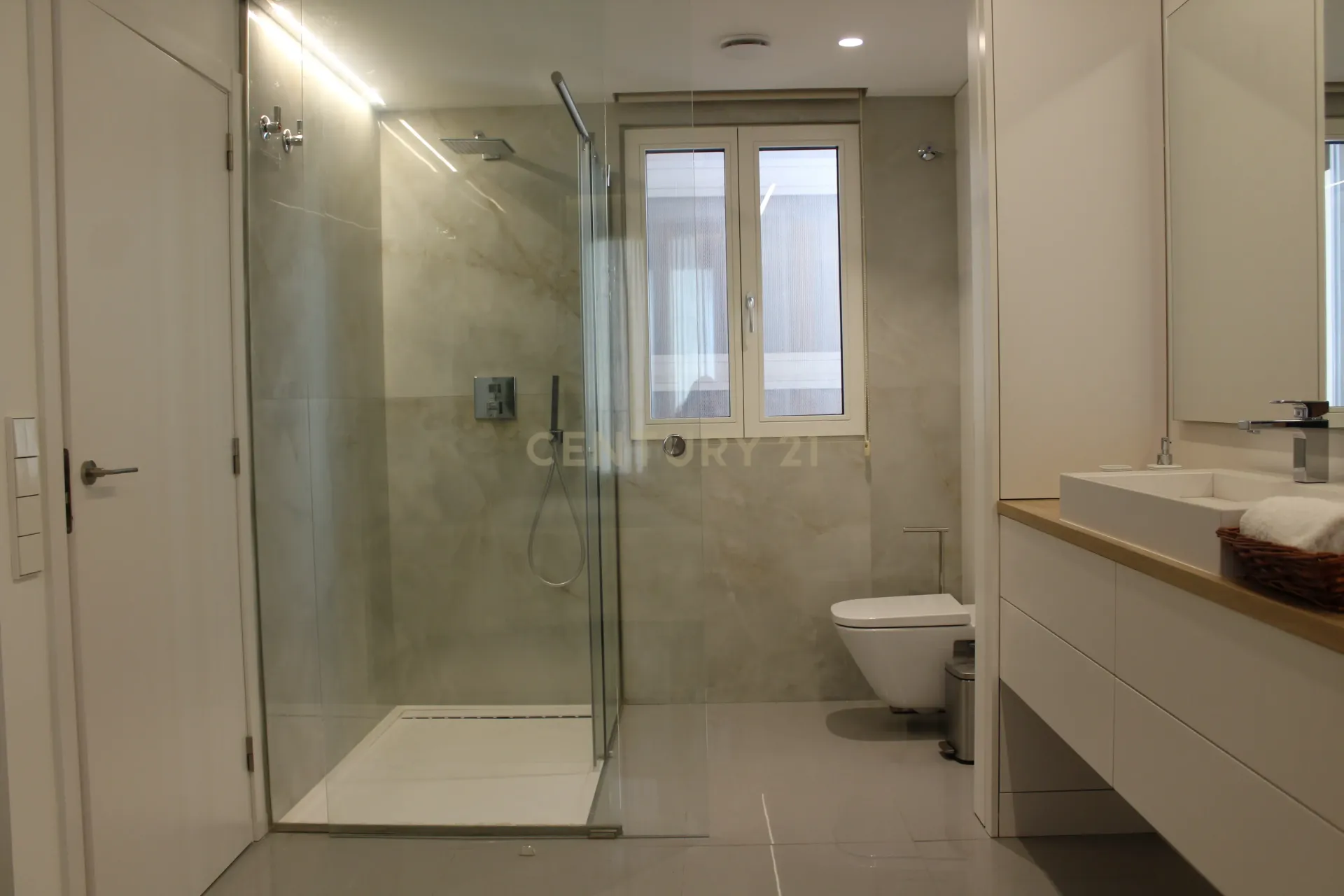 Wohnung in Barcelona, Spanien 2 Schlafzimmer, 117 m2 Nr. 167134