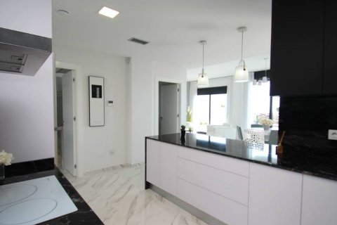 Bungalow i Bellavista, San Miguel de Salinas, Alicante, Spanien 3 sovrum, 92 kvm. Nr. 105544