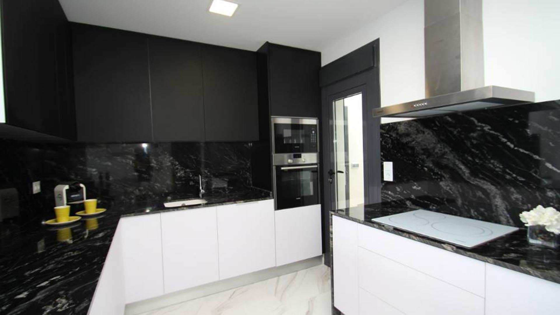 Bungalo Bellavista, San Miguel de Salinas, Alicante, Spānijā 3 istabas, 92 m2 Nr. 105544