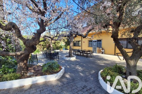 Liikekiinteistö Tivissa, Tarragona, Espanja 981 m2 No. 173007