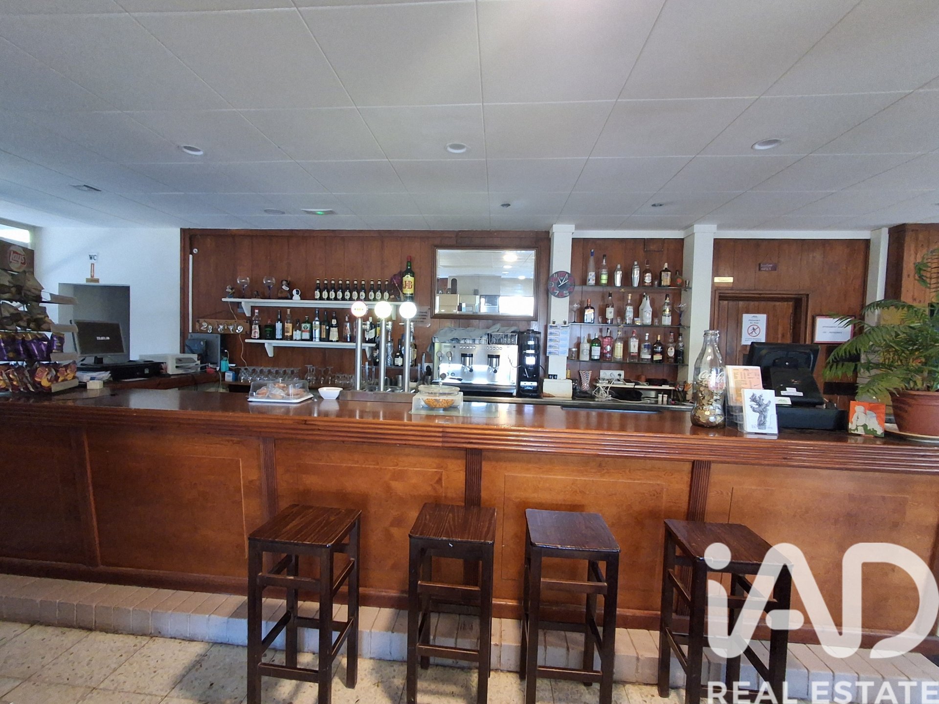 Komerciāls īpašums Tivissa, Tarragona, Spānijā 981 m2 Nr. 173007