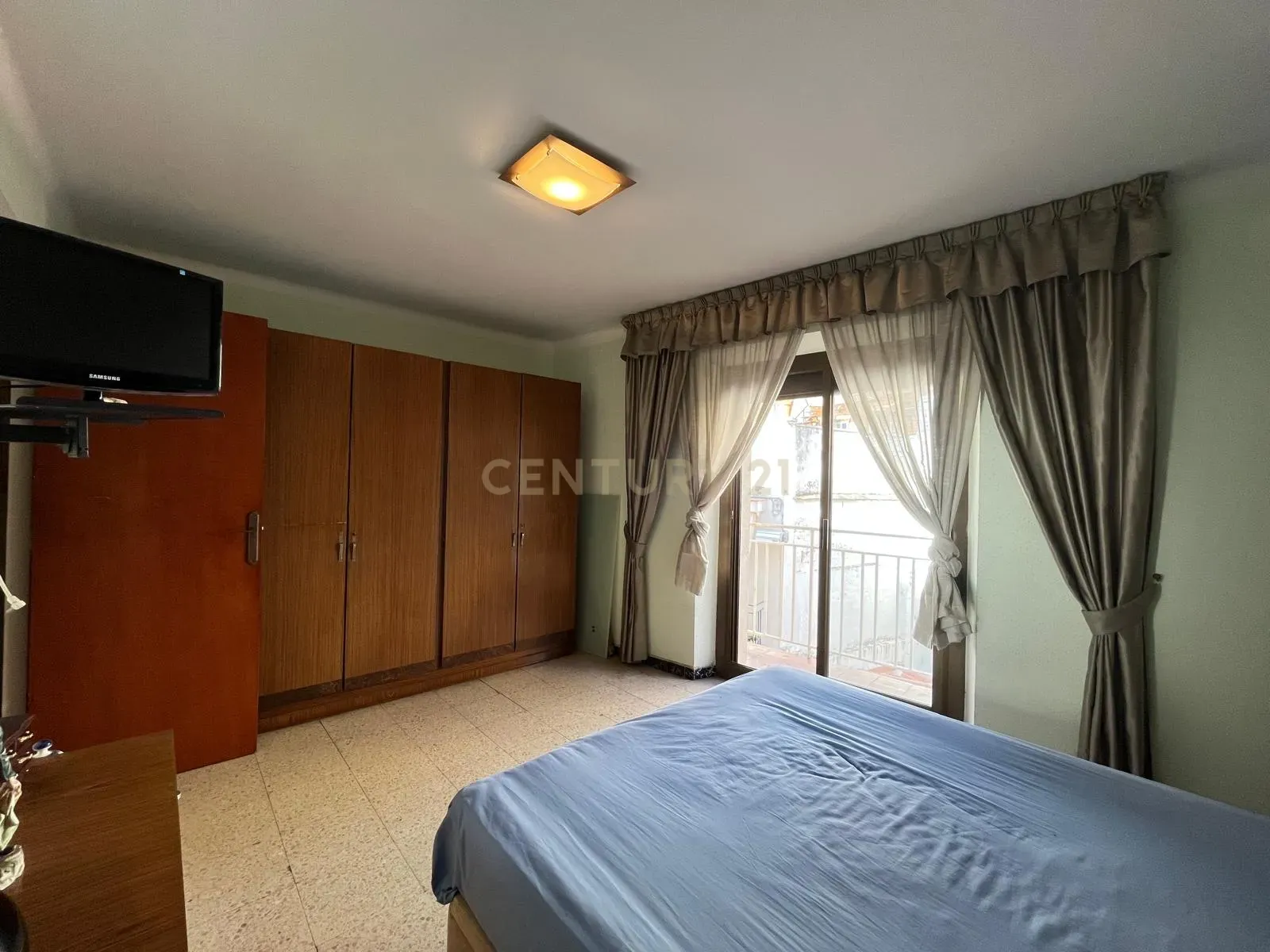 House in Vilanova i la Geltru, Barcelona, Spain 6 bedrooms, 251 sq.m. No. 195294