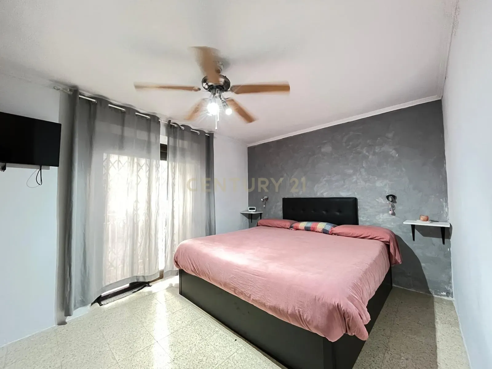 House in Vilanova i la Geltru, Barcelona, Spain 6 bedrooms, 251 sq.m. No. 195294