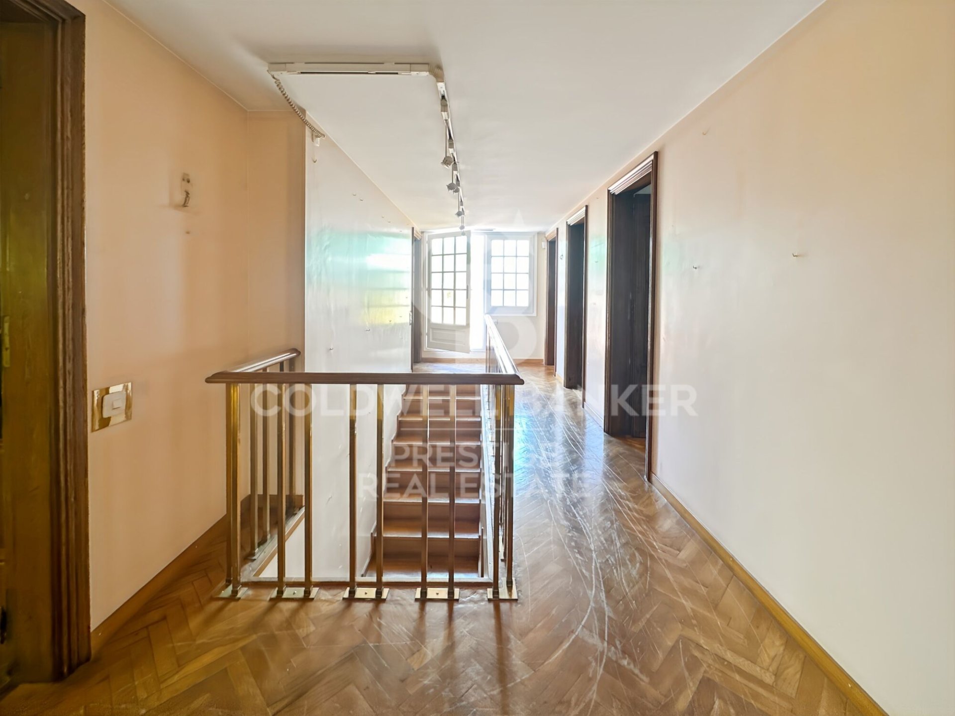 Ático en Barcelona, España 7 dormitorios, 330 m2 No. 159950