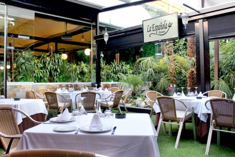 Commercial property à Barcelona, Espagne 959 m2 No. 143158
