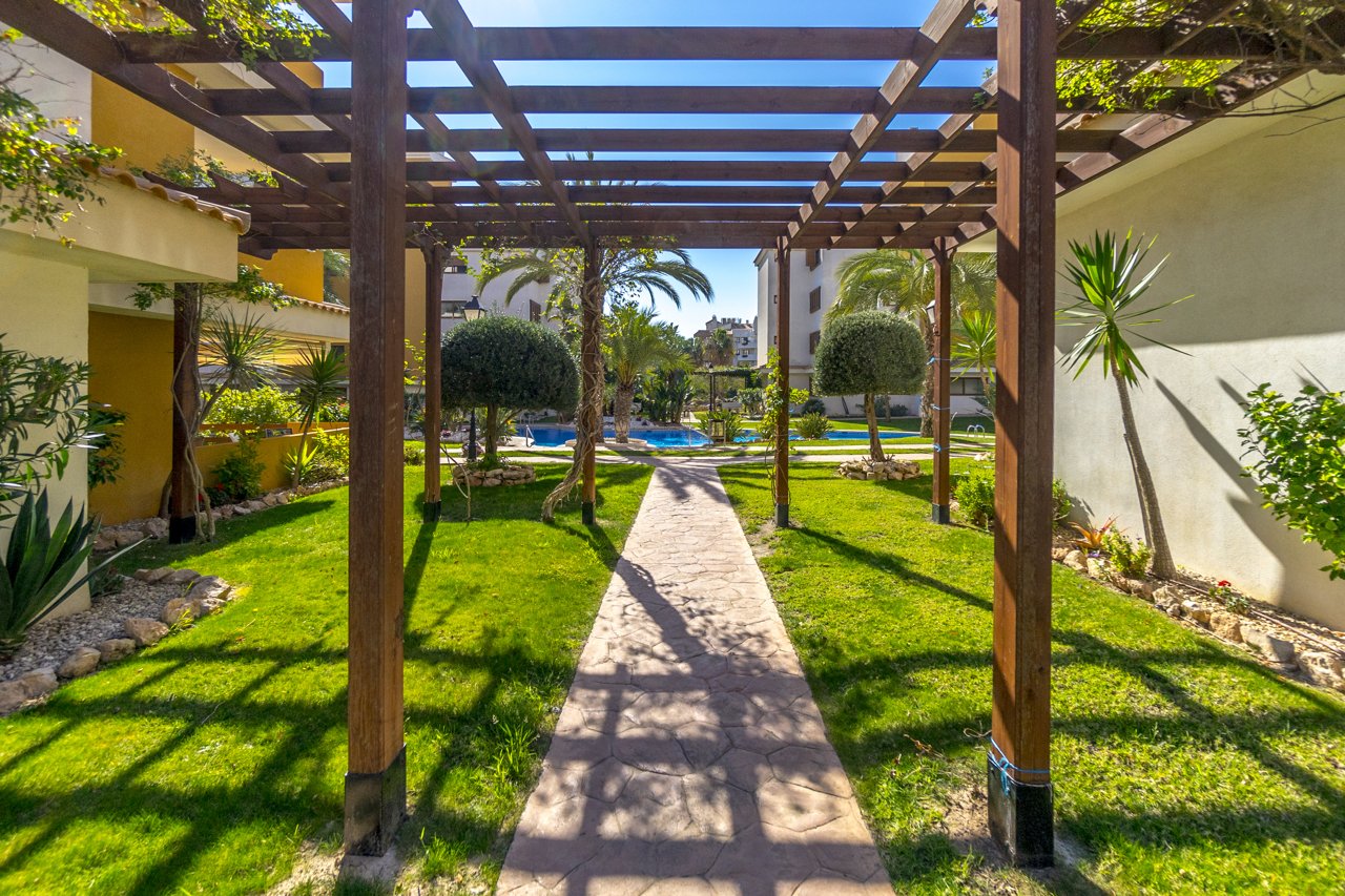 Apartamento en Punta Prima, Alicante, España 3 dormitorios, 73 m2 No. 194927