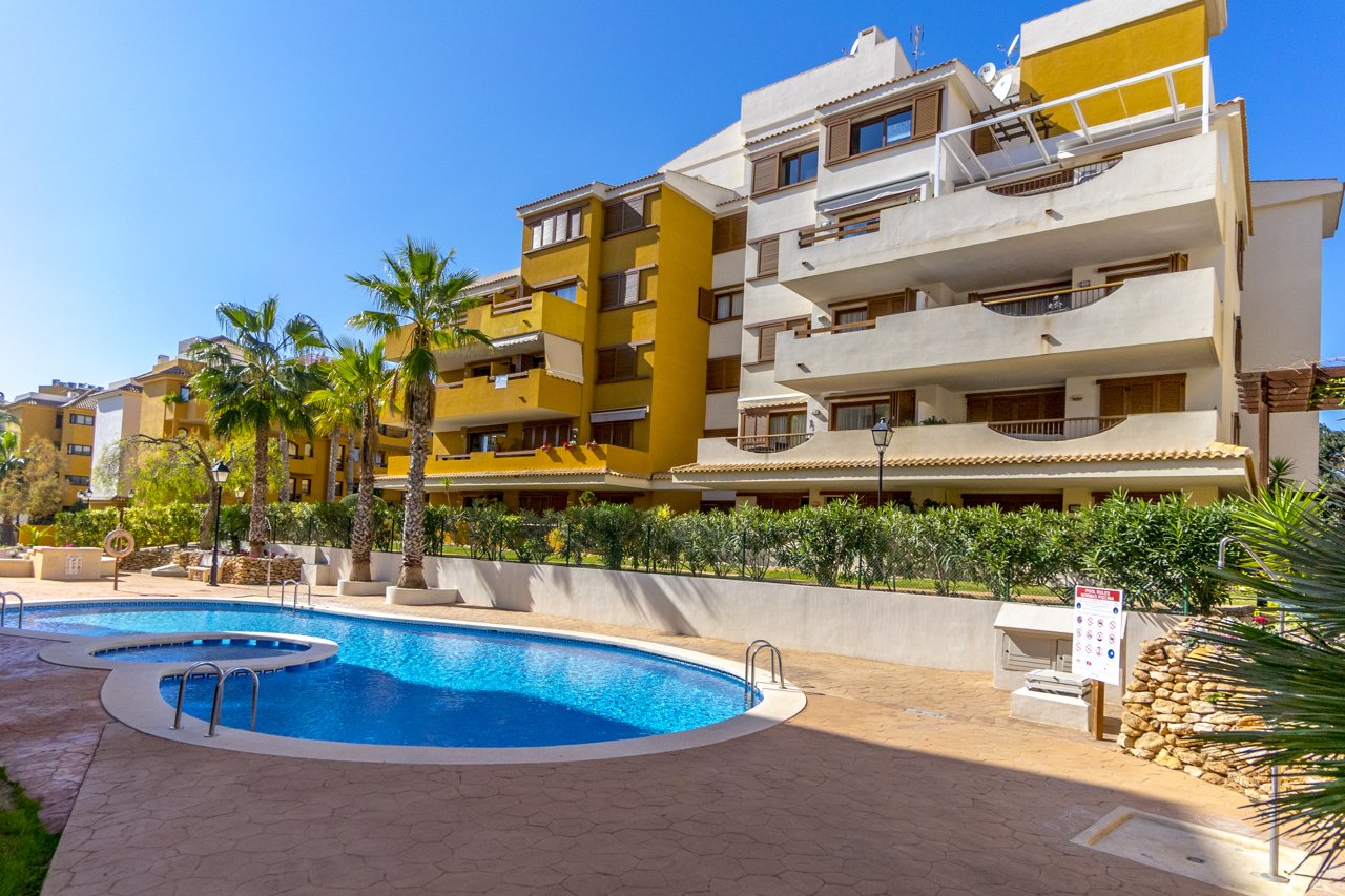 Apartamento en Punta Prima, Alicante, España 3 dormitorios, 73 m2 No. 194927