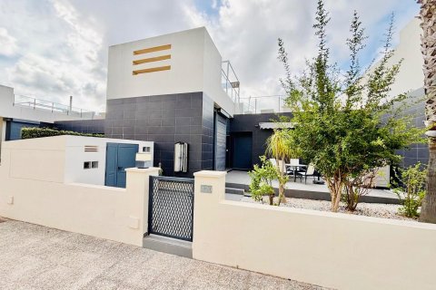 House in Alicante, Spain 2 bedrooms, 77 sq.m. No. 194940