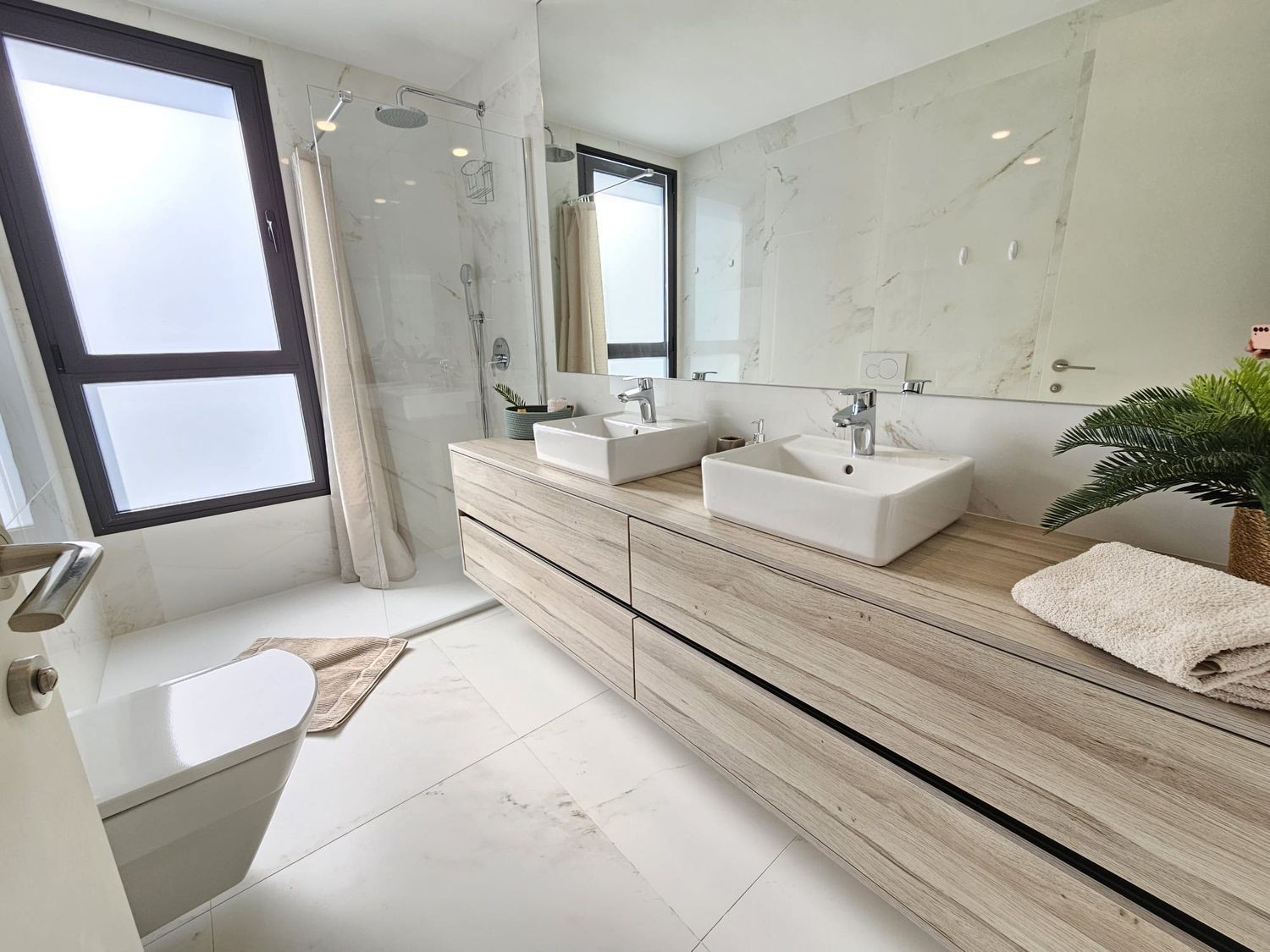 Wohnung in Benidorm, Alicante, Spanien 3 Schlafzimmer, 105 m2 Nr. 196105