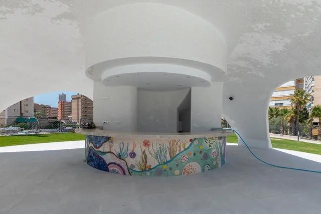 Квартира в Бенидорм, Аликанте, Испания 2 спальни, 90м2 №196108
