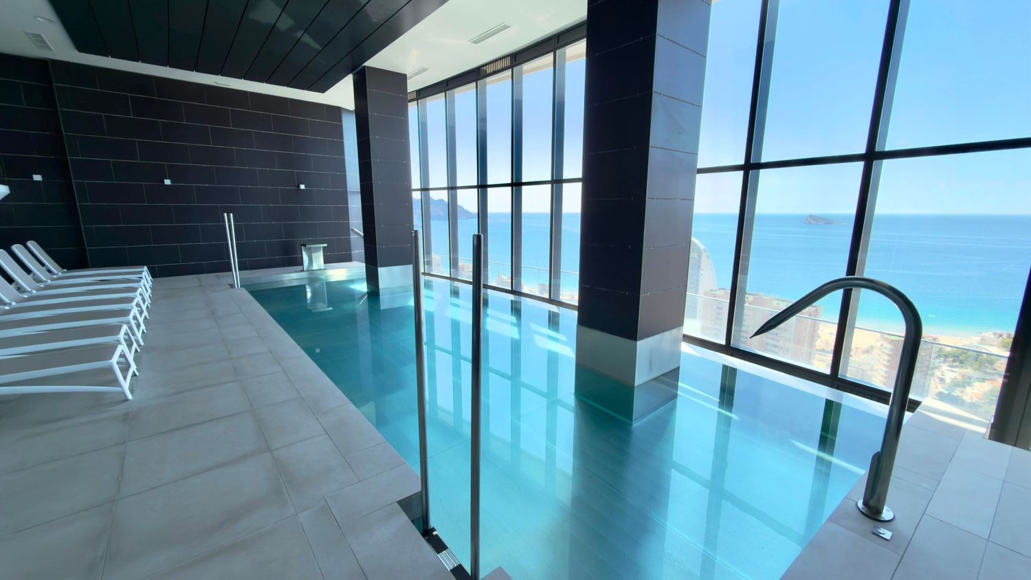 Apartament w Benidorm, Alicante, Hiszpania 3 sypialnie, 130 mkw. nr 196106
