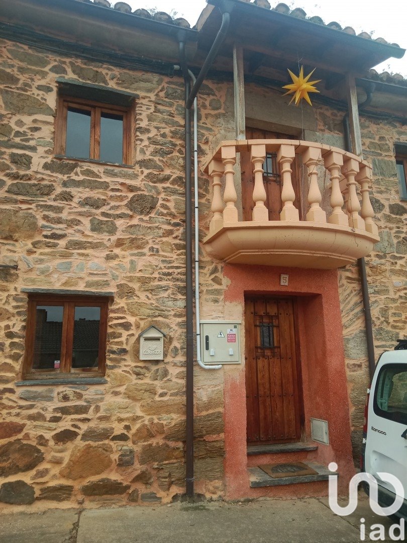 Hus i Alija Del Infantado, Leon, Spanien 6 sovrum, 188 kvm. Nr. 185995