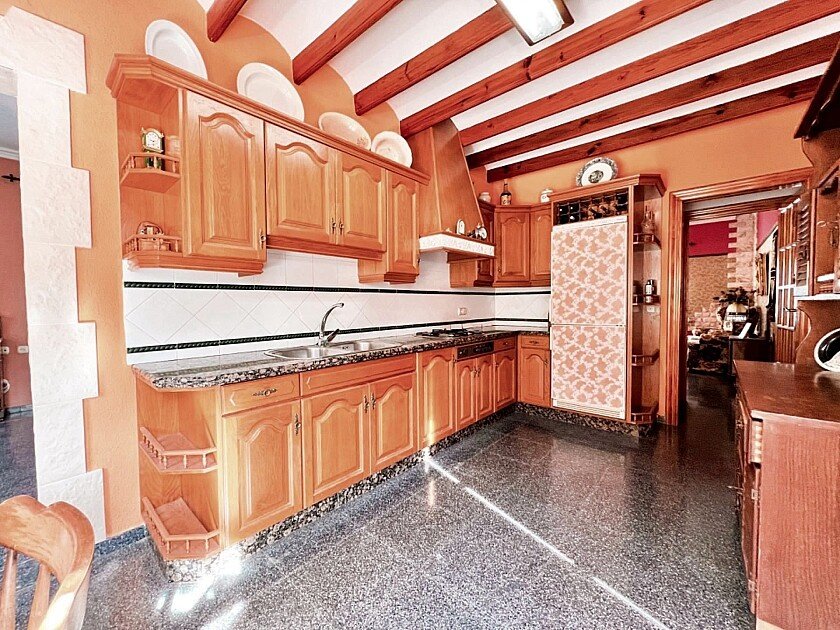 House in Aspe, Alicante, Spain 4 bedrooms, 233 sq.m. No. 111303