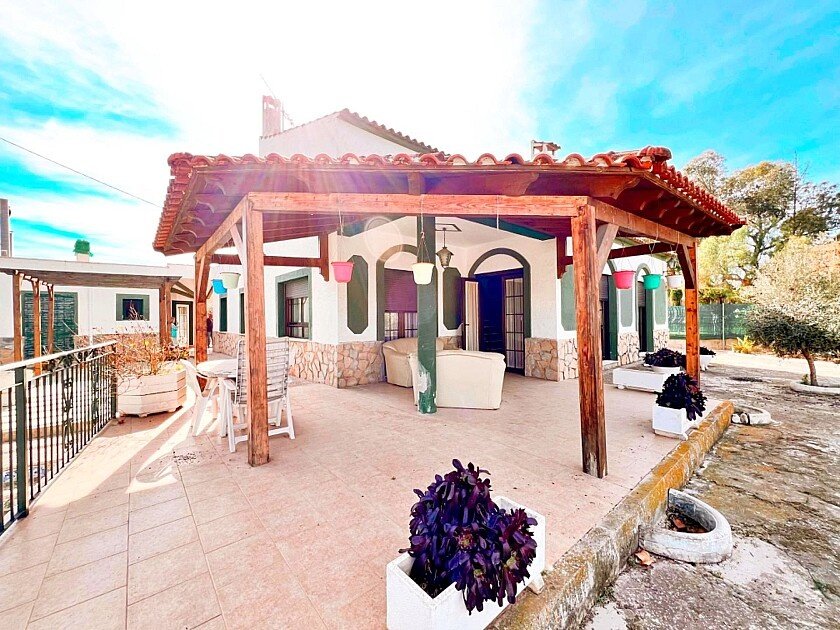 House in Aspe, Alicante, Spain 4 bedrooms, 233 sq.m. No. 111303