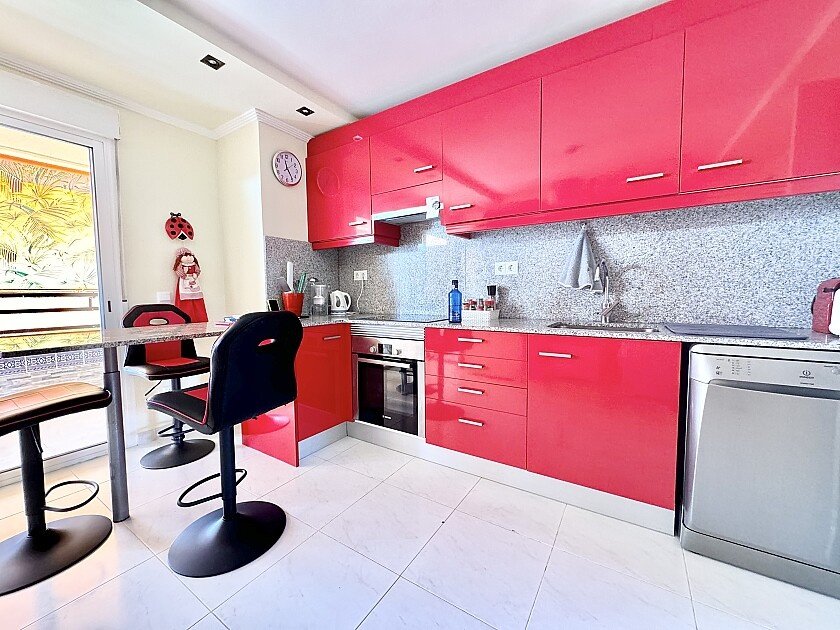 Apartment in Los Arenales Del Sol, Alicante, Spain 2 bedrooms, 85 sq.m. No. 111311