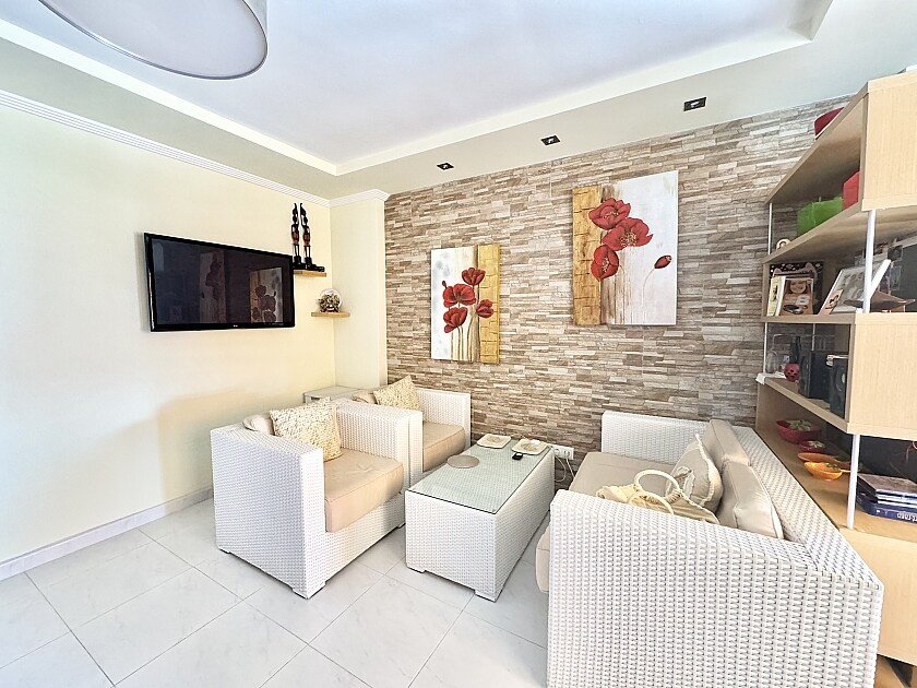 Apartment in Los Arenales Del Sol, Alicante, Spain 2 bedrooms, 85 sq.m. No. 111311
