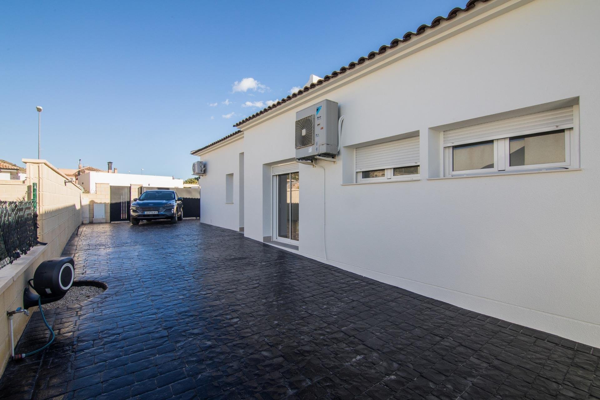 Villa in Pinoso, Alicante, Spanien 3 Schlafzimmer, 146 m2 Nr. 111307