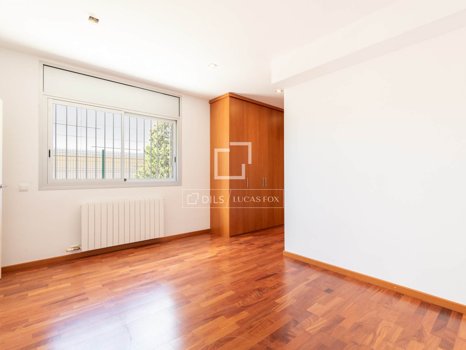 Willa w Castelldefels, Barcelona, Hiszpania 5 sypialni, 425 mkw. nr 150782