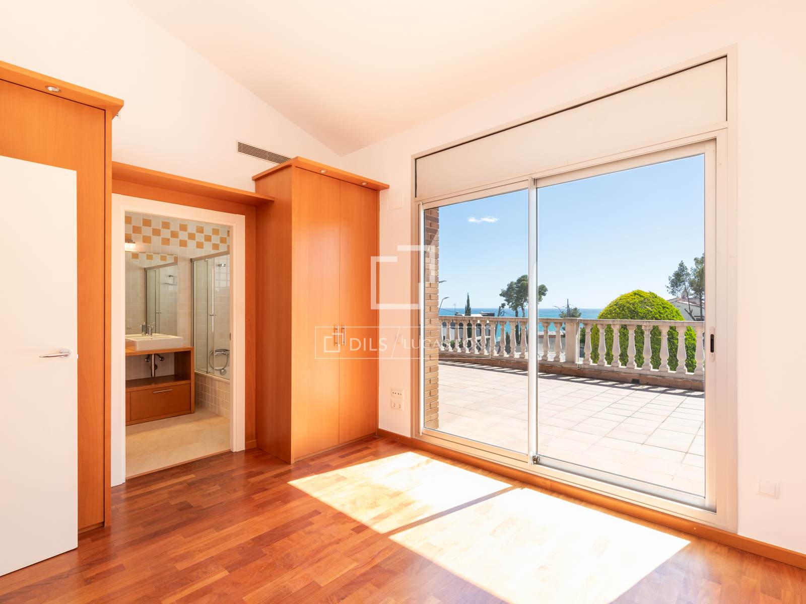 Willa w Castelldefels, Barcelona, Hiszpania 5 sypialni, 425 mkw. nr 150782