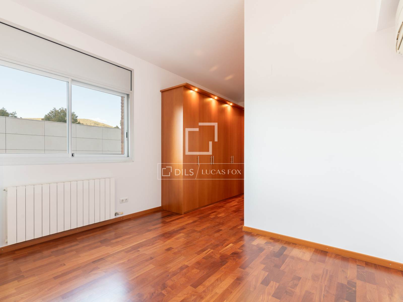 Willa w Castelldefels, Barcelona, Hiszpania 5 sypialni, 425 mkw. nr 150782