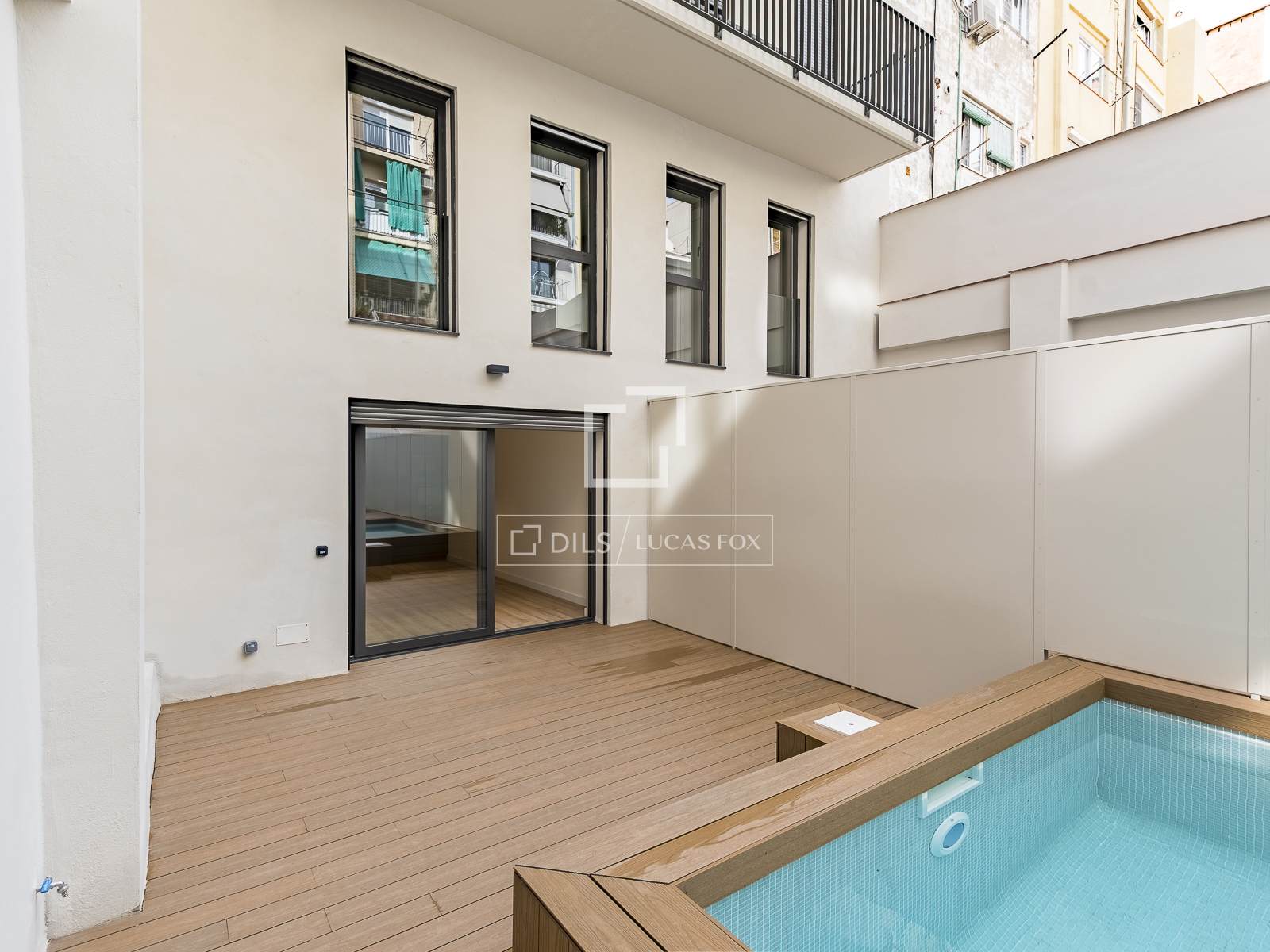 Dzīvoklis Barcelona, Spānijā 2 istabas, 94 m2 Nr. 150778