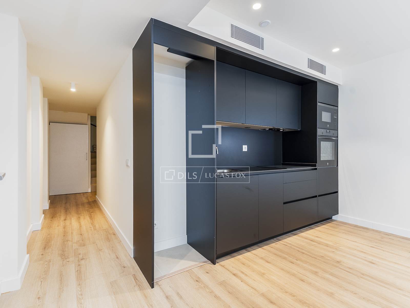 Dzīvoklis Barcelona, Spānijā 2 istabas, 94 m2 Nr. 150778