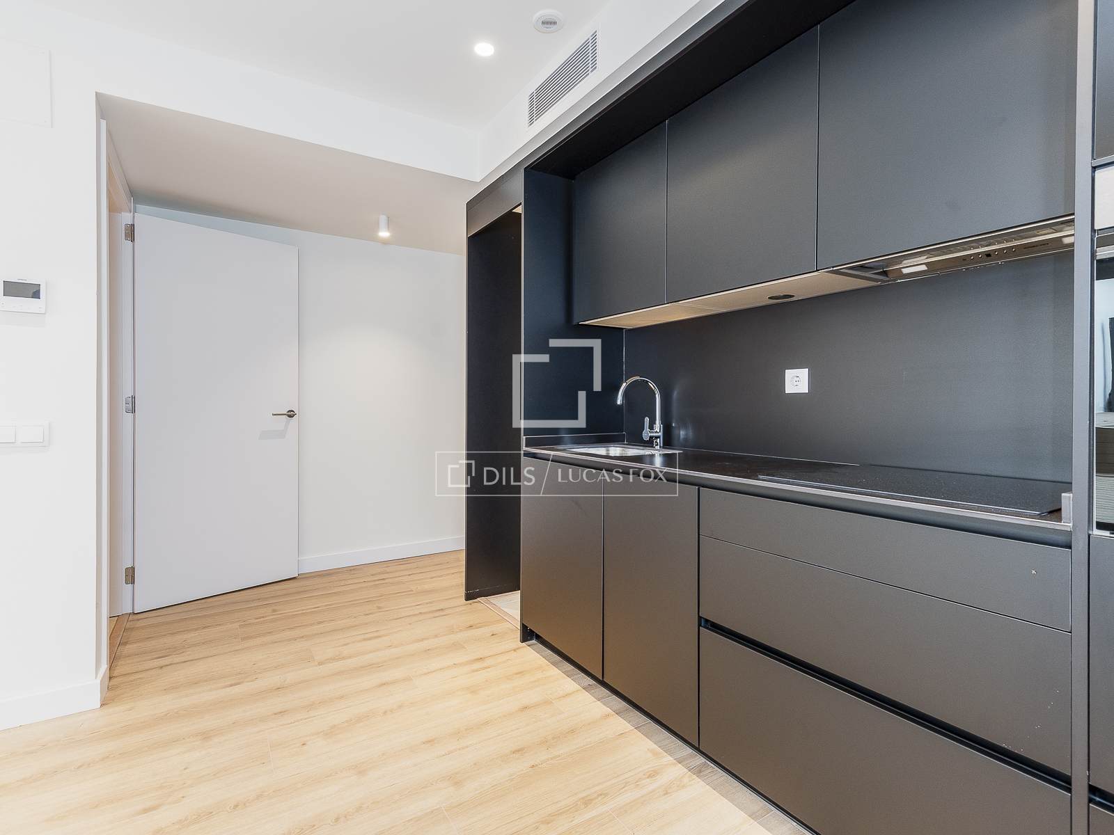 Dzīvoklis Barcelona, Spānijā 2 istabas, 94 m2 Nr. 150778