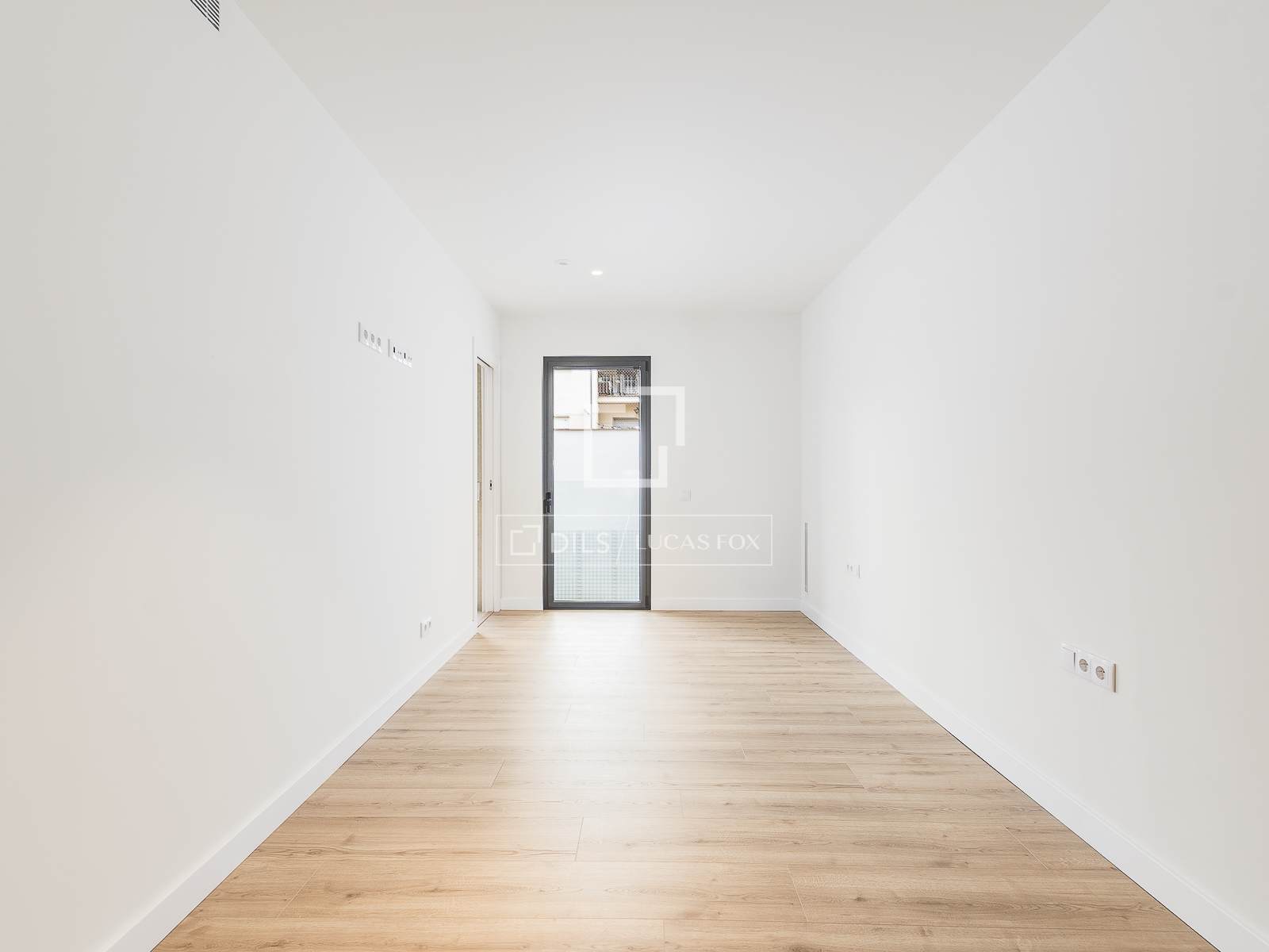 Dzīvoklis Barcelona, Spānijā 2 istabas, 94 m2 Nr. 150778