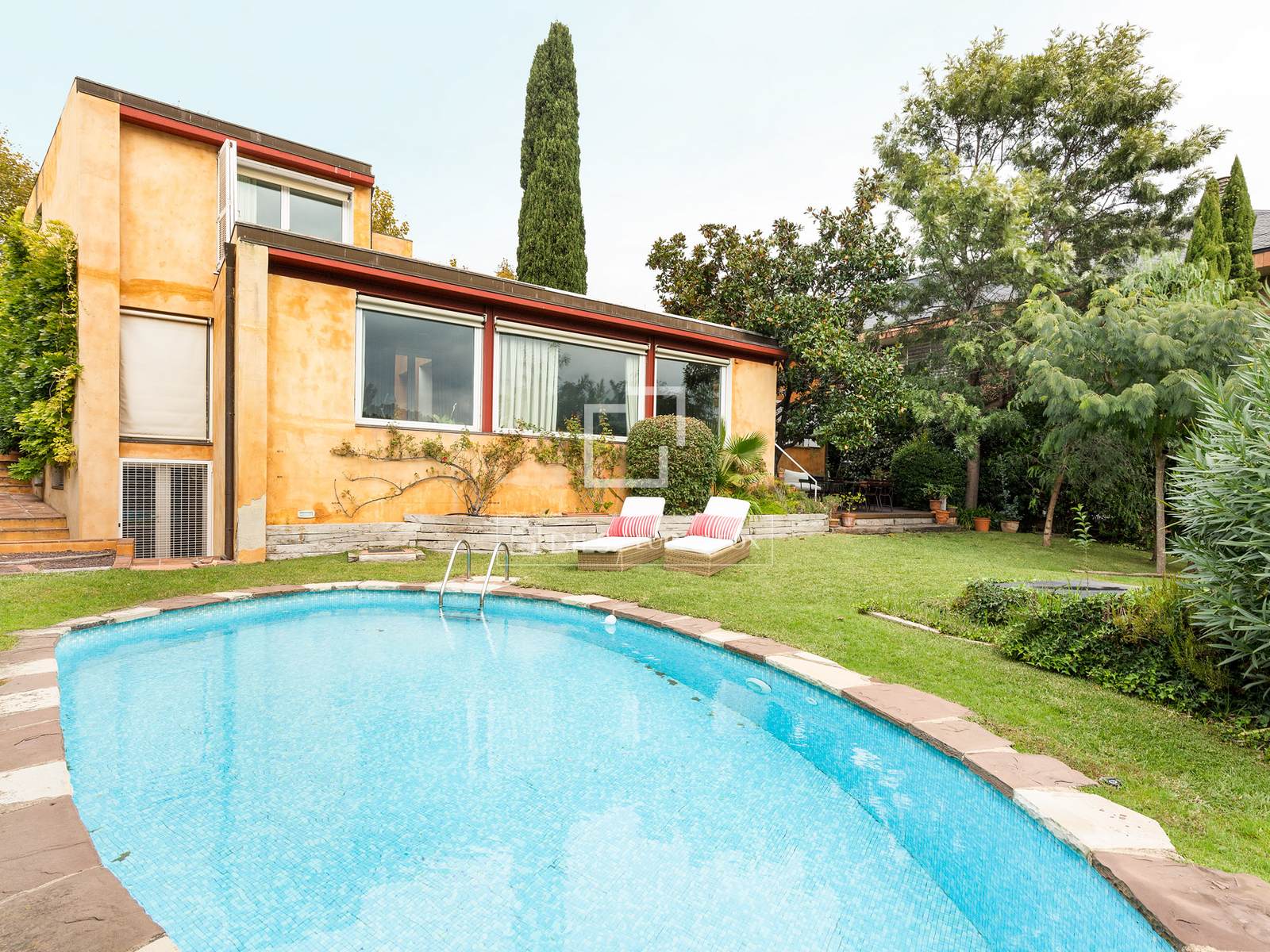 Villa in Sant Cugat Del Valles, Barcelona, Spain 5 bedrooms, 398 sq.m. No. 150781