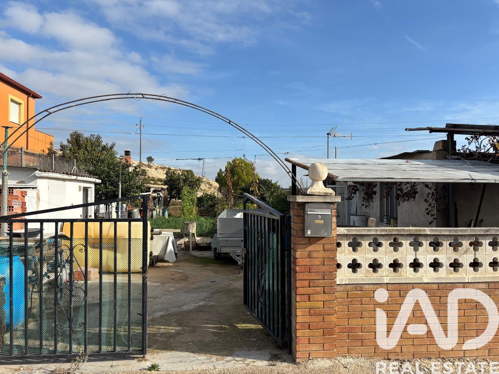 Land plot in Sant Jaume dels Domenys, Tarragona, Spain 400 sq.m. No. 185511