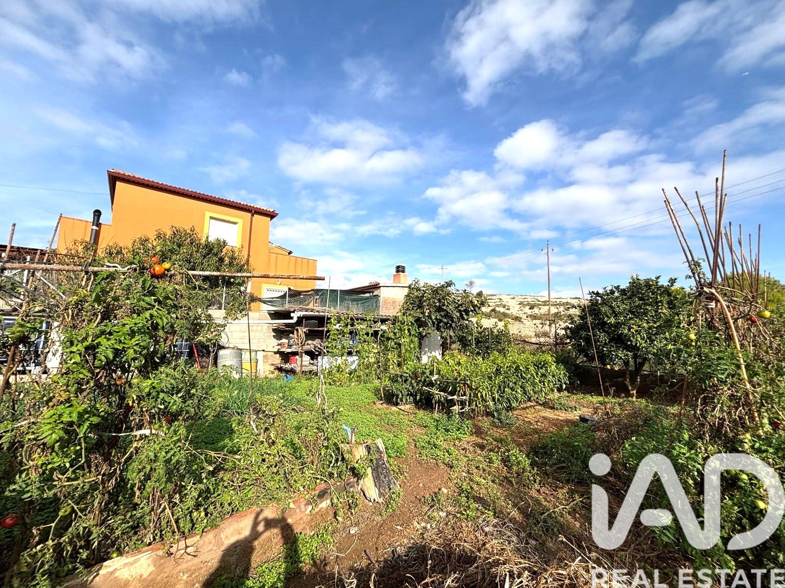 Land plot in Sant Jaume dels Domenys, Tarragona, Spain 400 sq.m. No. 185511