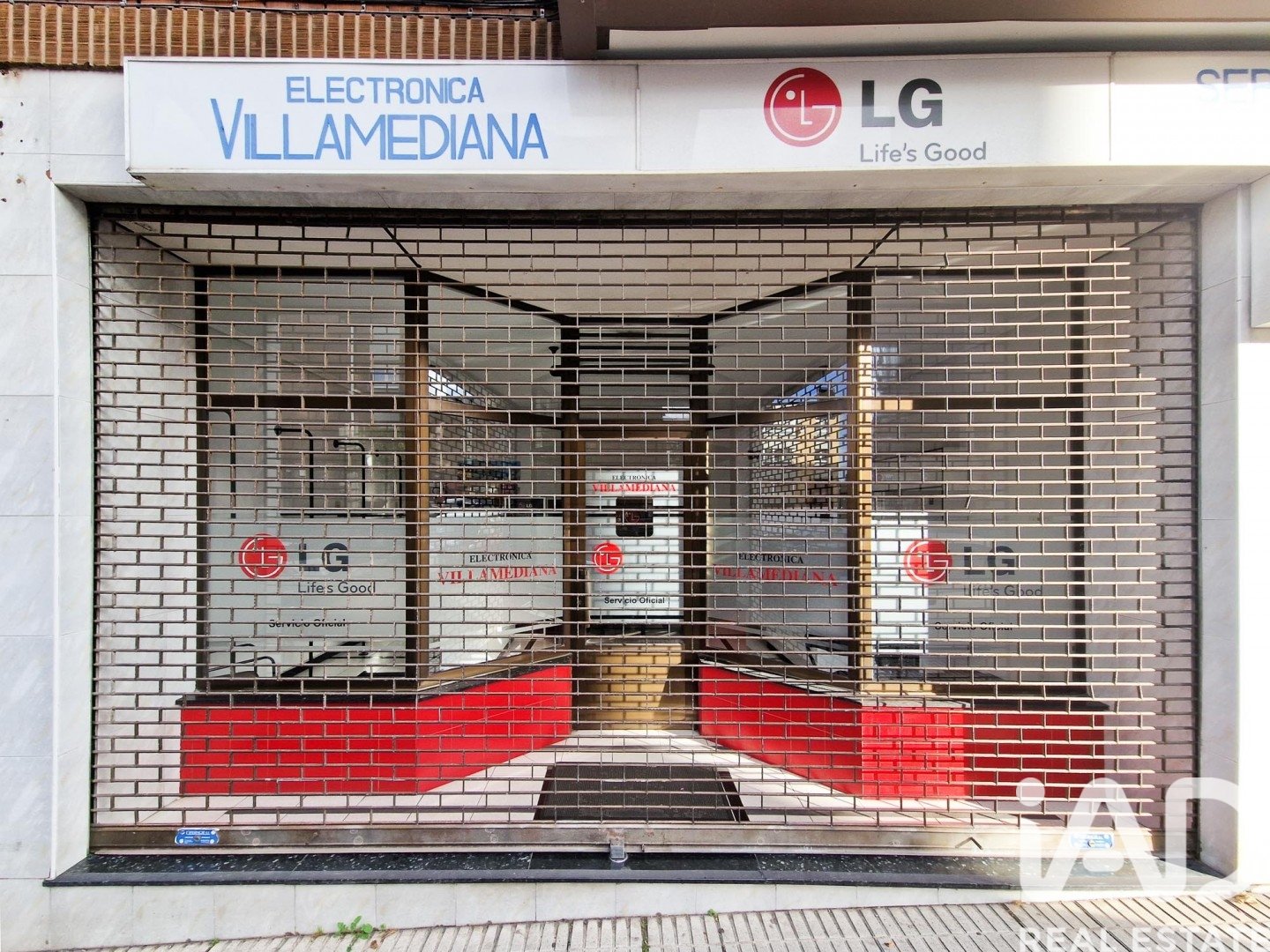 Liikekiinteistö Gijon, Asturias, Espanja 3 makuuhuonetta, 167 m2 No. 185508