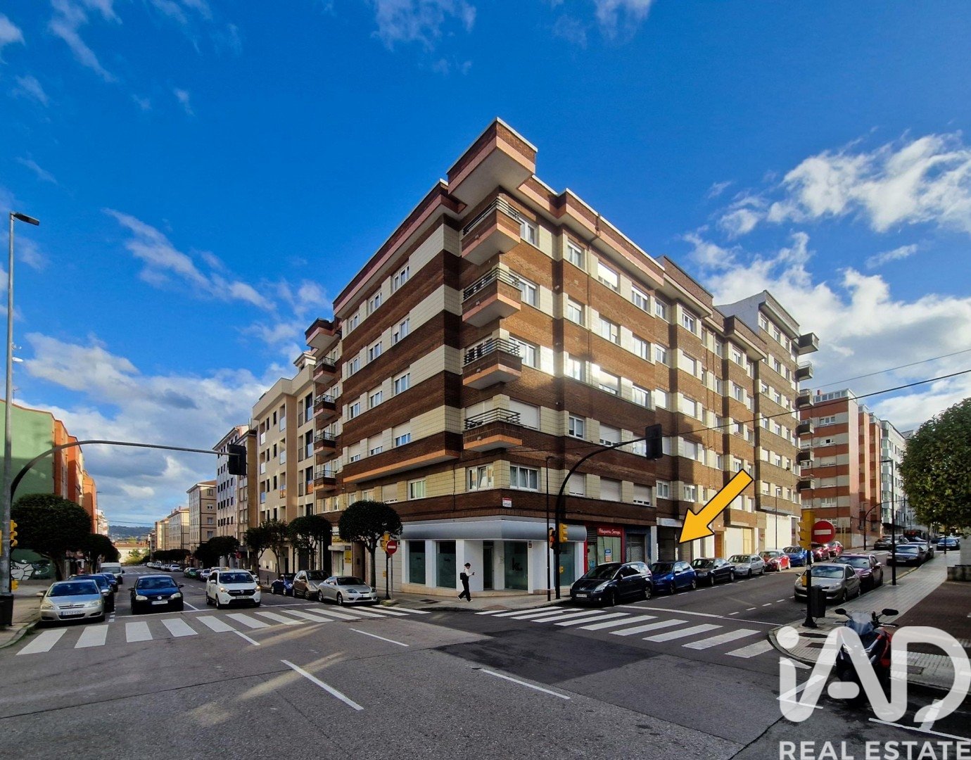 Liikekiinteistö Gijon, Asturias, Espanja 3 makuuhuonetta, 167 m2 No. 185508