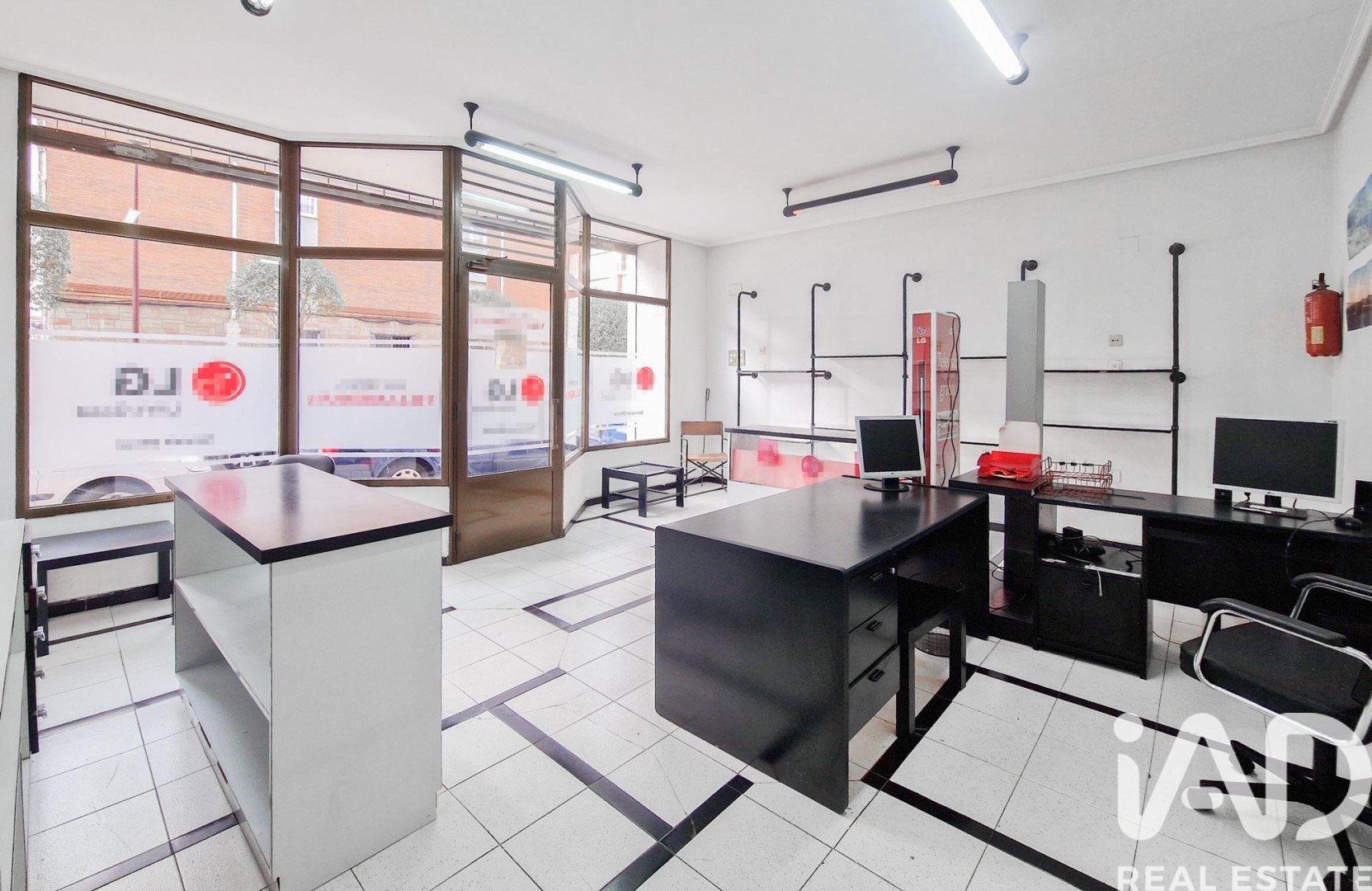 Liikekiinteistö Gijon, Asturias, Espanja 3 makuuhuonetta, 167 m2 No. 185508