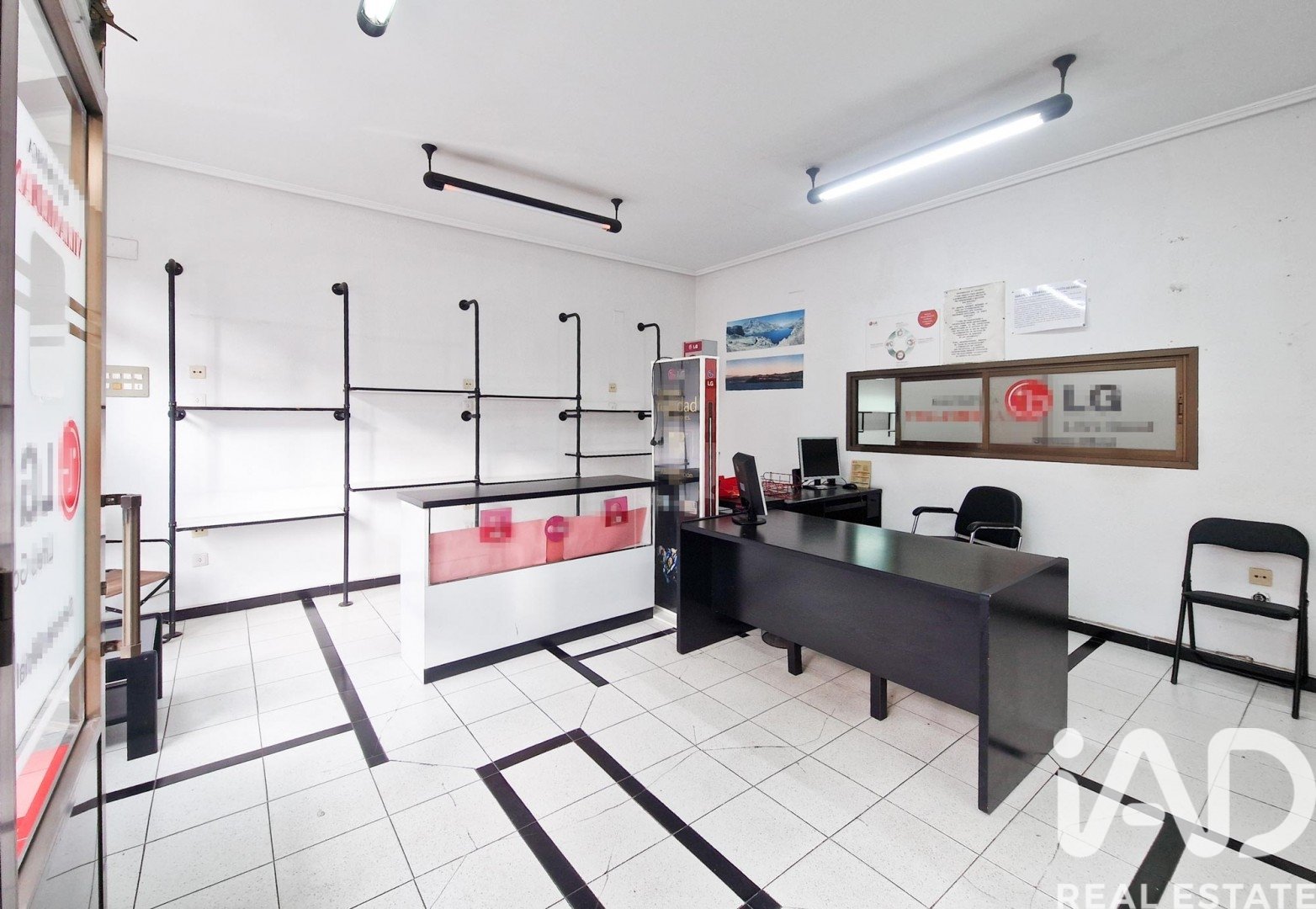Liikekiinteistö Gijon, Asturias, Espanja 3 makuuhuonetta, 167 m2 No. 185508