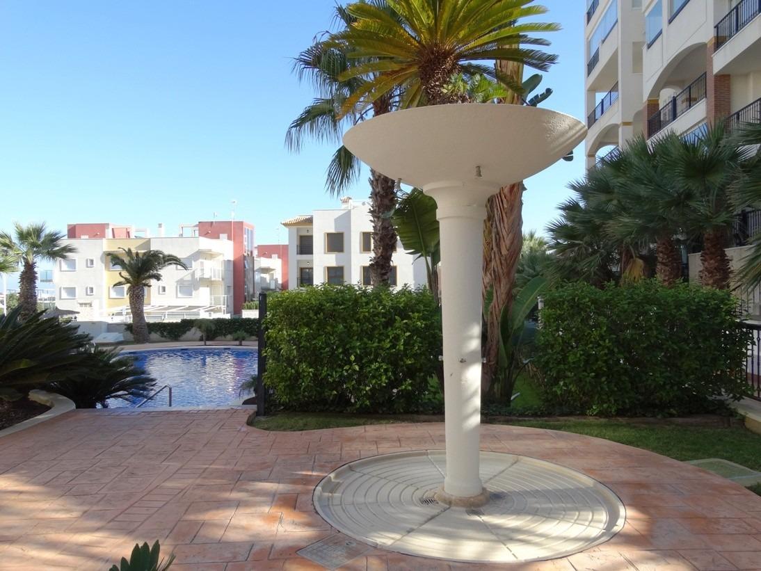 Apartment in Guardamar del Segura, Alicante, Spain 3 bedrooms, 116 sq.m. No. 80166