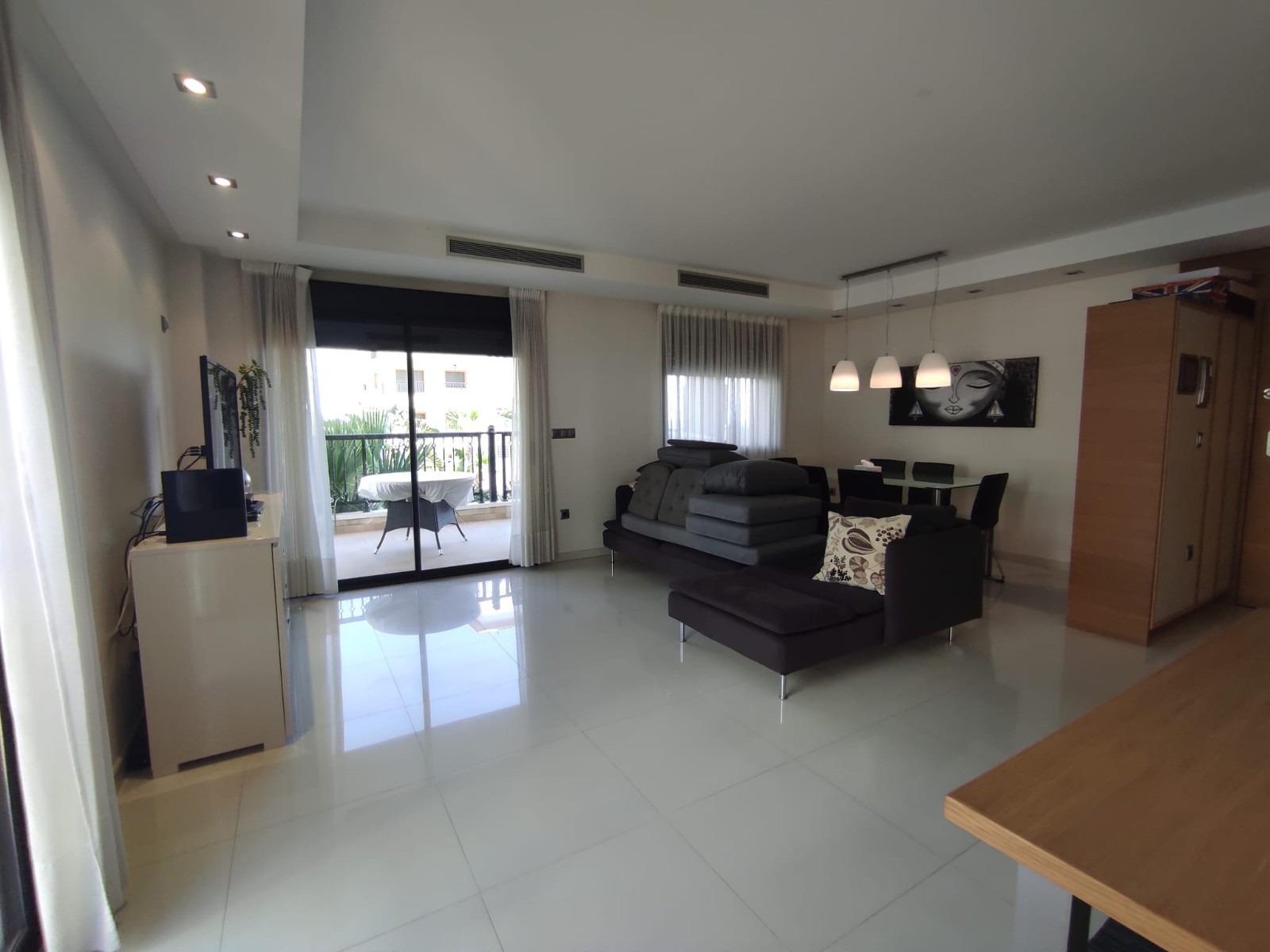 Apartment in Guardamar del Segura, Alicante, Spain 3 bedrooms, 116 sq.m. No. 80166