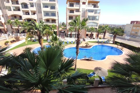 Apartment in Guardamar del Segura, Alicante, Spain 3 bedrooms, 116 sq.m. No. 80166
