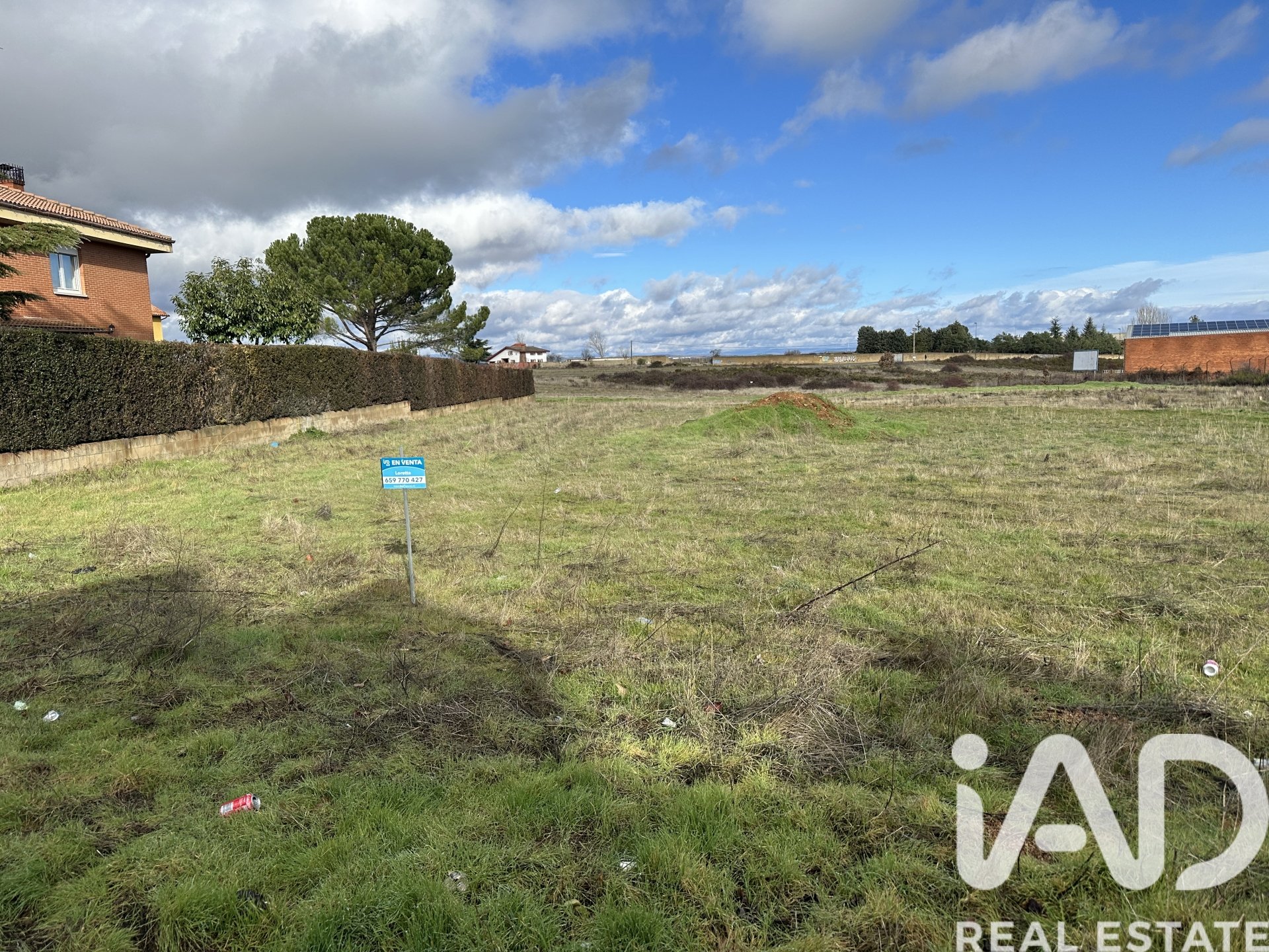 Zemes gabals Valverde de la Virgen, Leon, Spānijā 1002 m2 Nr. 185418